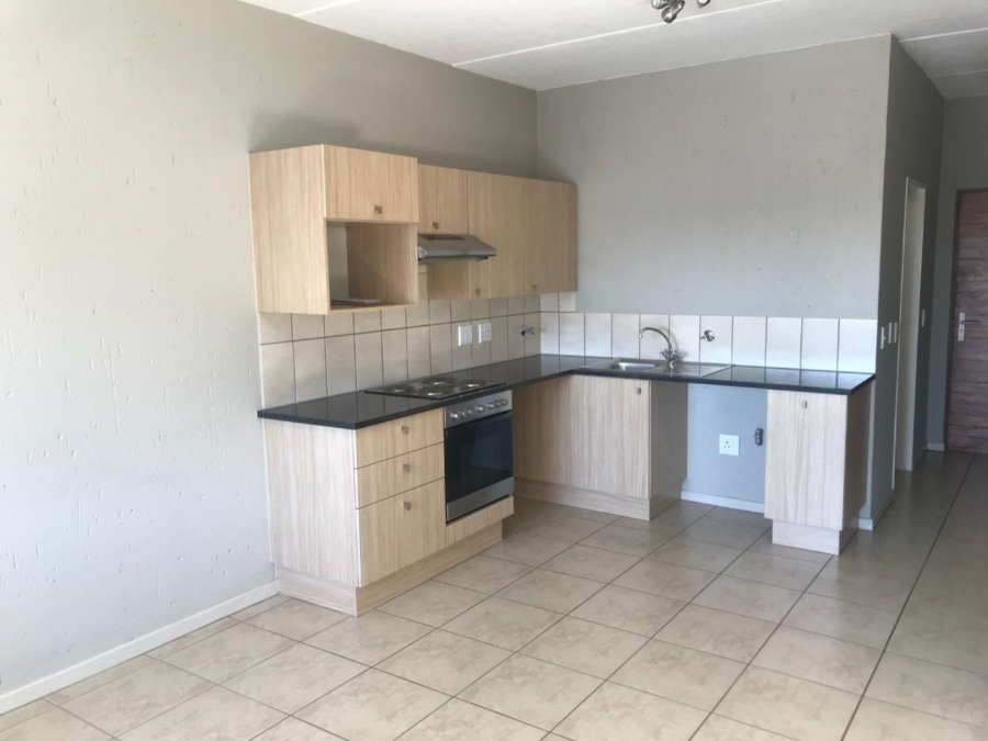 To Let 2 Bedroom Property for Rent in Ferndale Gauteng