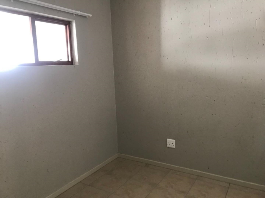 To Let 2 Bedroom Property for Rent in Ferndale Gauteng