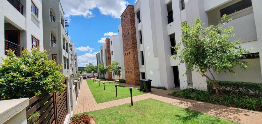 To Let 2 Bedroom Property for Rent in Ferndale Gauteng