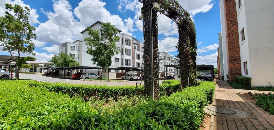 To Let 2 Bedroom Property for Rent in Ferndale Gauteng