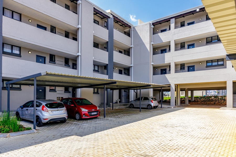 2 Bedroom Property for Sale in Ferndale Gauteng