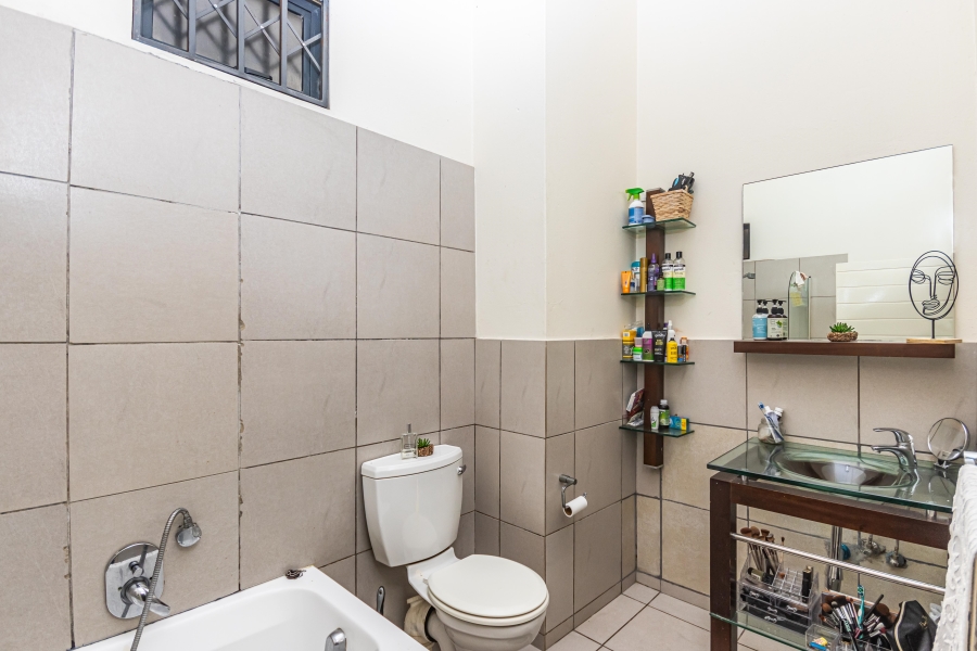 1 Bedroom Property for Sale in Jackal Creek Golf Estate Gauteng