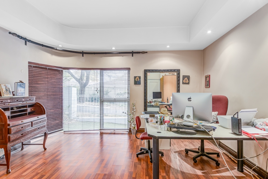 To Let 5 Bedroom Property for Rent in Dainfern Golf Estate Gauteng