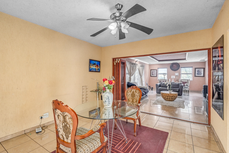 5 Bedroom Property for Sale in Kyalami Estates Gauteng