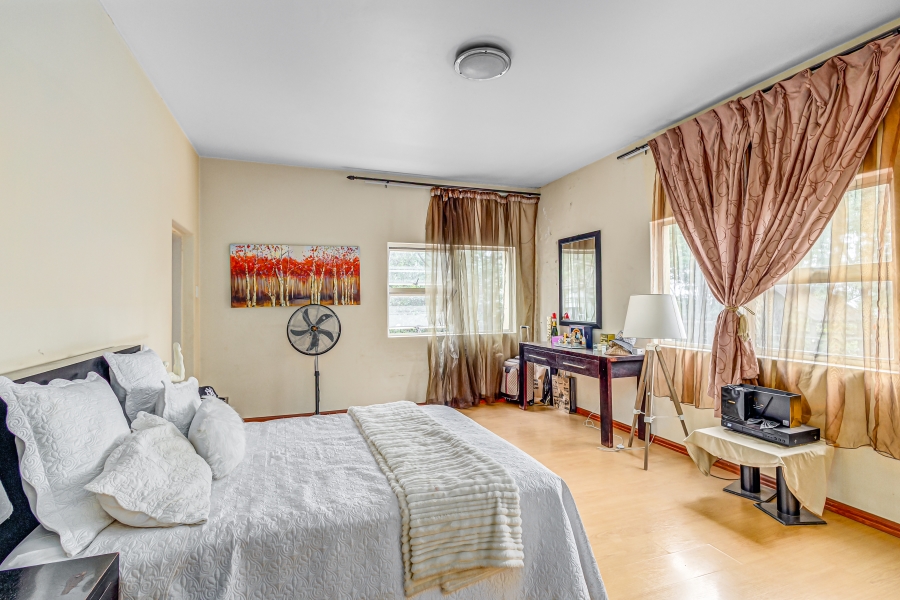 5 Bedroom Property for Sale in Kyalami Estates Gauteng