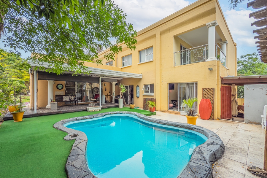 5 Bedroom Property for Sale in Kyalami Estates Gauteng