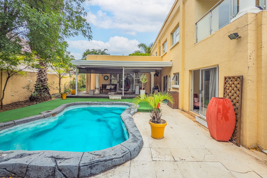 5 Bedroom Property for Sale in Kyalami Estates Gauteng