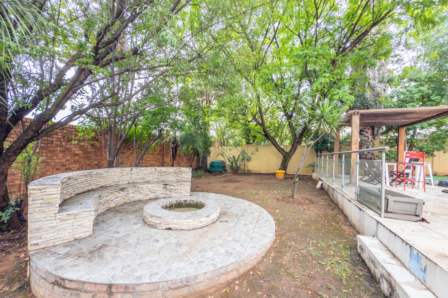 5 Bedroom Property for Sale in Kyalami Estates Gauteng