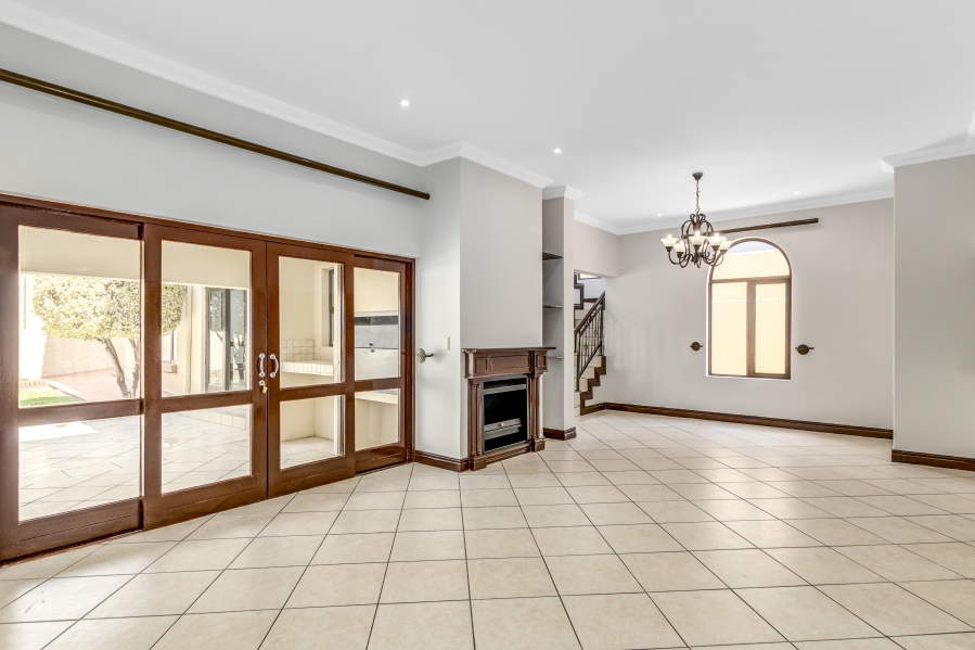 To Let 5 Bedroom Property for Rent in Dainfern Gauteng