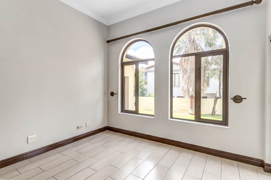 To Let 5 Bedroom Property for Rent in Dainfern Gauteng