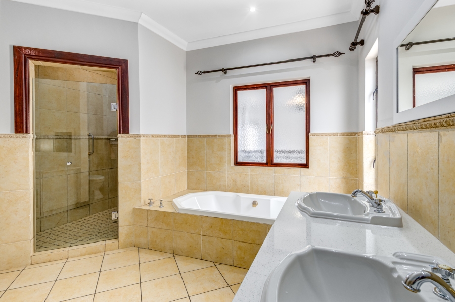 To Let 5 Bedroom Property for Rent in Dainfern Gauteng