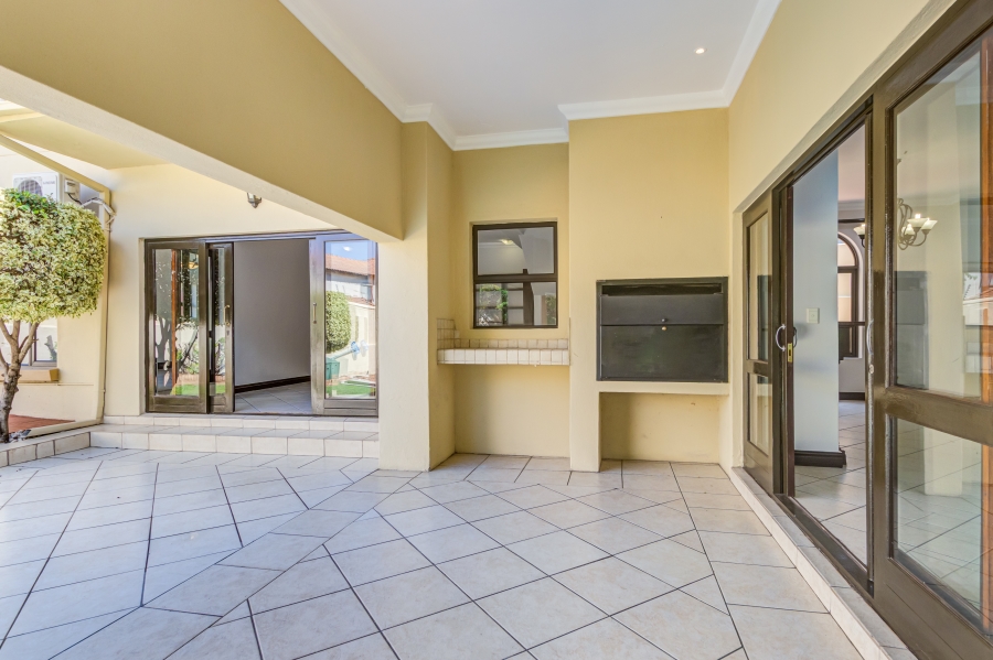 To Let 5 Bedroom Property for Rent in Dainfern Gauteng