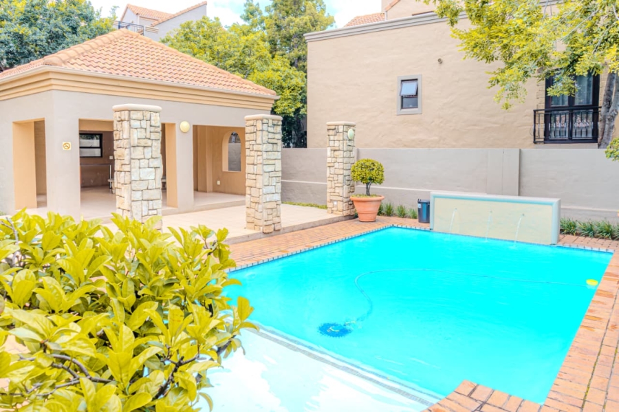 To Let 1 Bedroom Property for Rent in Lonehill Gauteng