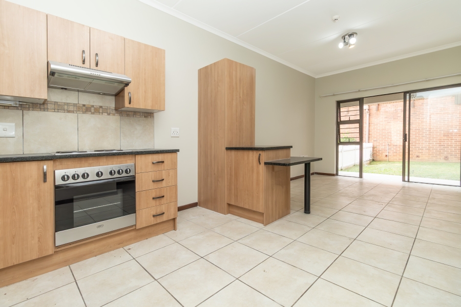 1 Bedroom Property for Sale in Douglasdale Gauteng
