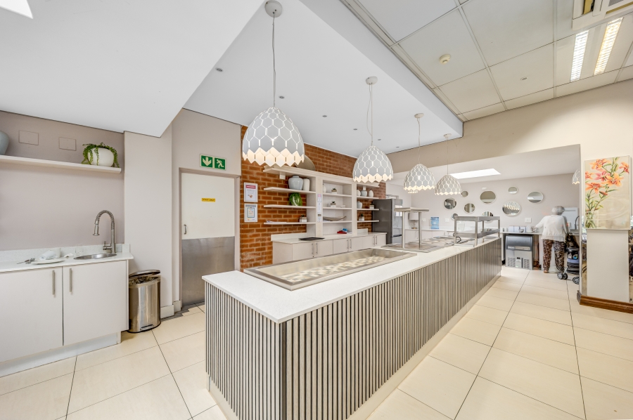 1 Bedroom Property for Sale in Douglasdale Gauteng