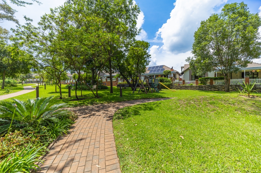 1 Bedroom Property for Sale in Douglasdale Gauteng