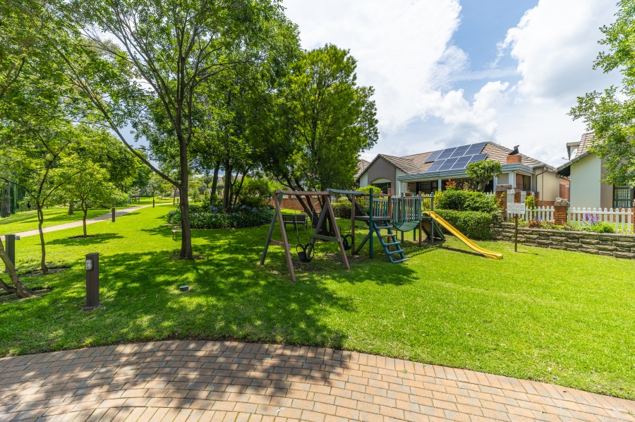 1 Bedroom Property for Sale in Douglasdale Gauteng