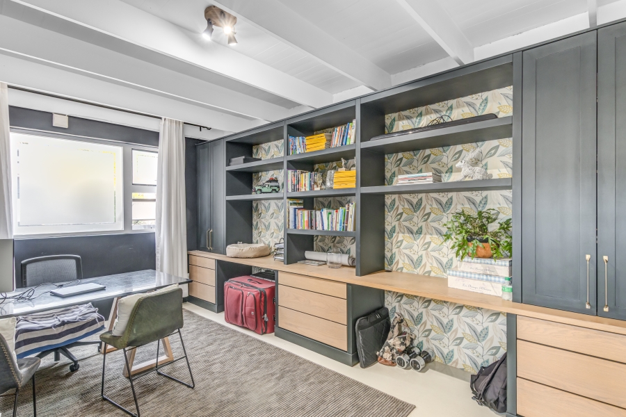 5 Bedroom Property for Sale in Kyalami Estates Gauteng