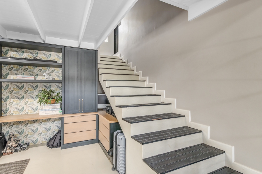 5 Bedroom Property for Sale in Kyalami Estates Gauteng