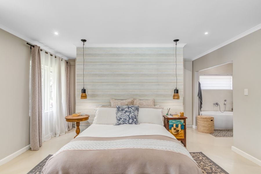 5 Bedroom Property for Sale in Kyalami Estates Gauteng