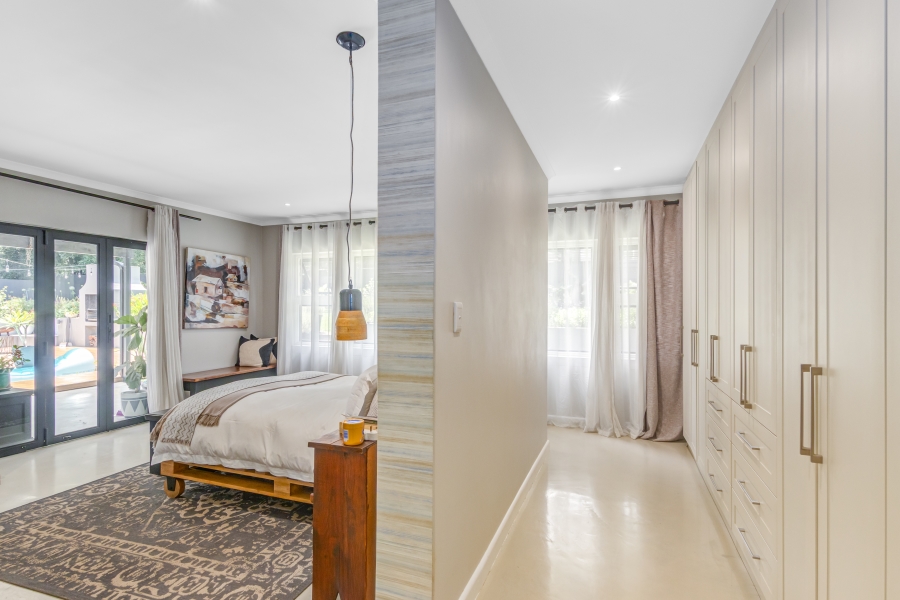 5 Bedroom Property for Sale in Kyalami Estates Gauteng