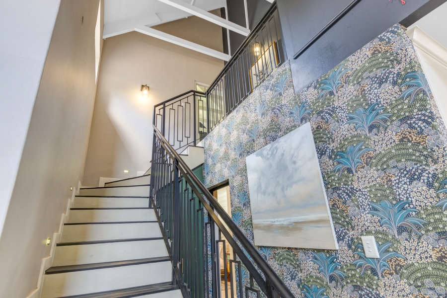 5 Bedroom Property for Sale in Kyalami Estates Gauteng