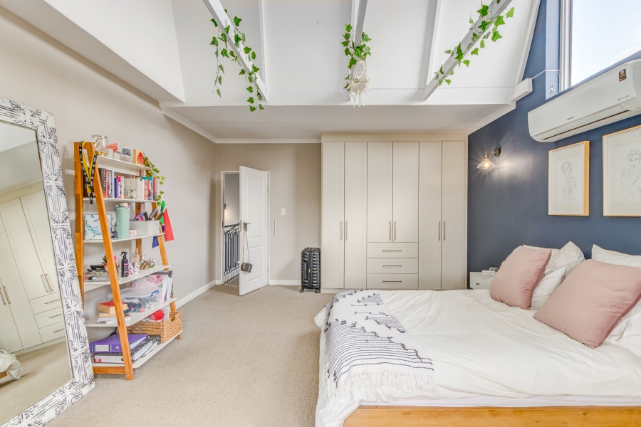 5 Bedroom Property for Sale in Kyalami Estates Gauteng