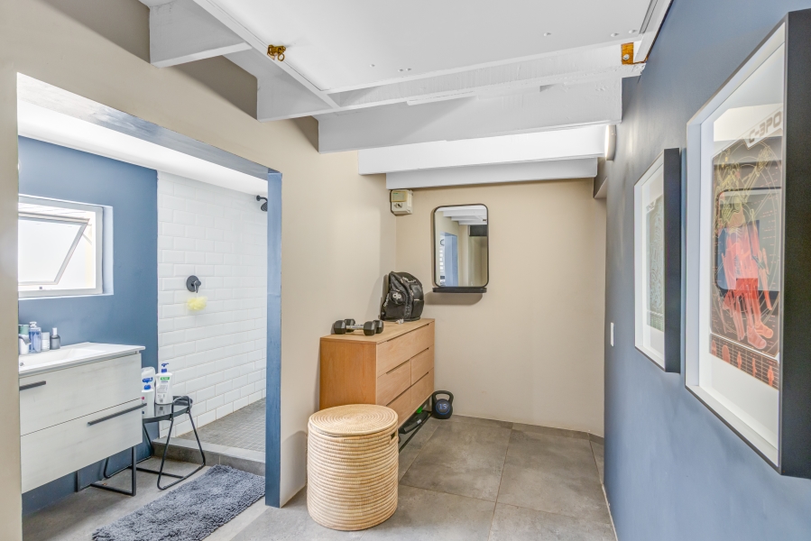 5 Bedroom Property for Sale in Kyalami Estates Gauteng