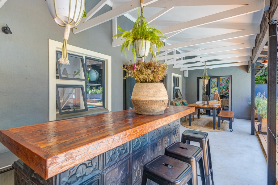 5 Bedroom Property for Sale in Kyalami Estates Gauteng