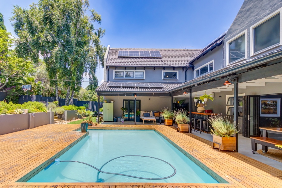 5 Bedroom Property for Sale in Kyalami Estates Gauteng