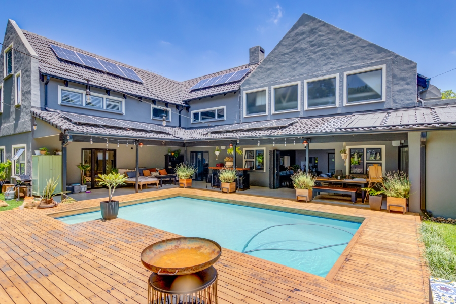 5 Bedroom Property for Sale in Kyalami Estates Gauteng