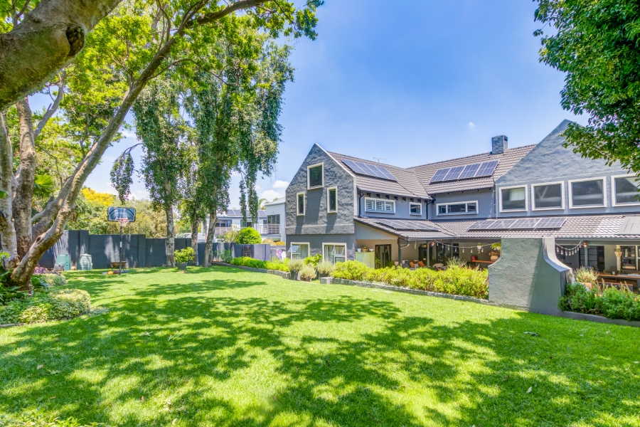 5 Bedroom Property for Sale in Kyalami Estates Gauteng