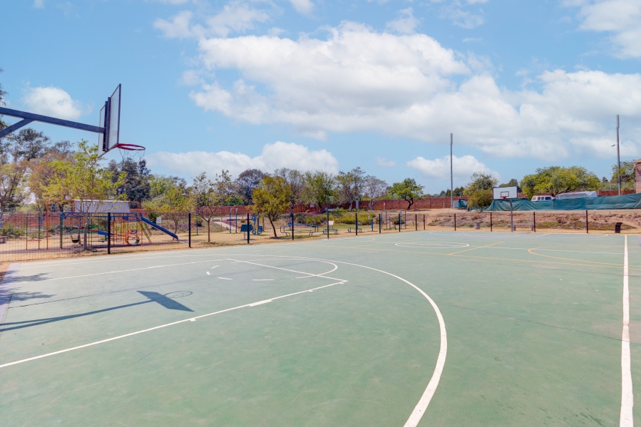 5 Bedroom Property for Sale in Kyalami Estates Gauteng