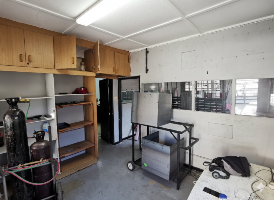 To Let commercial Property for Rent in Kew Gauteng