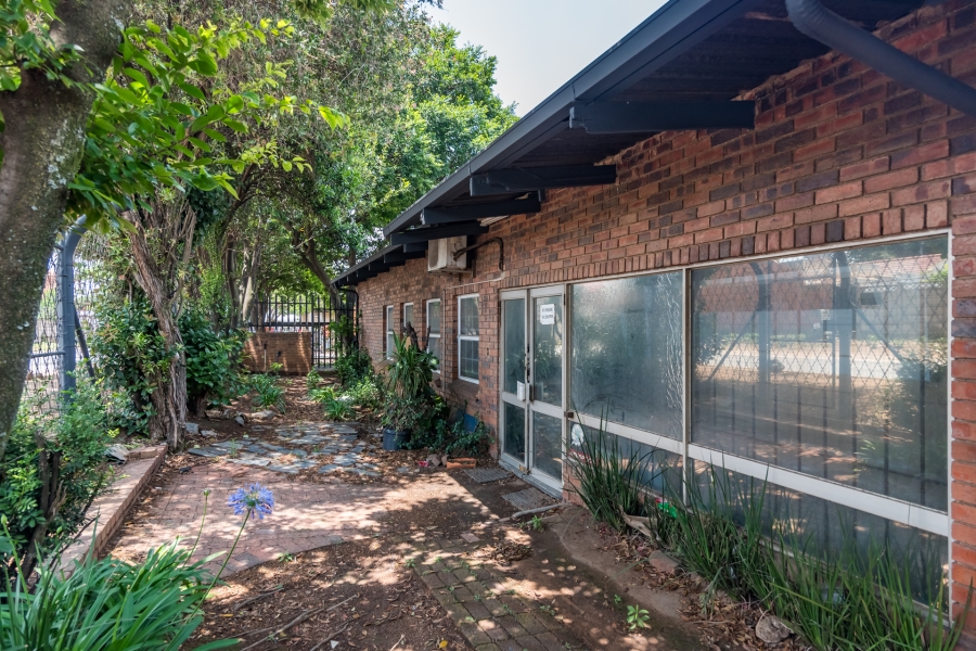 Commercial Property for Sale in Marlboro Gauteng