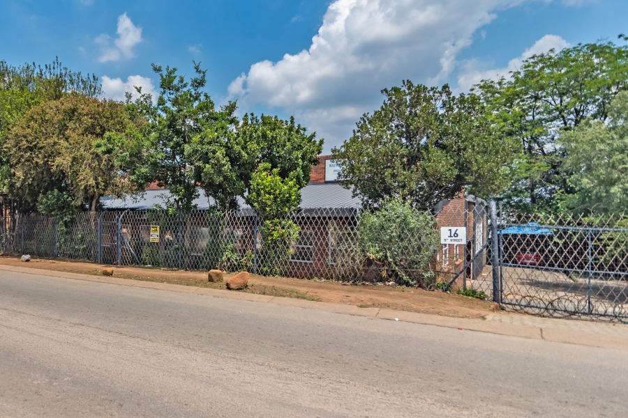 Commercial Property for Sale in Marlboro Gauteng