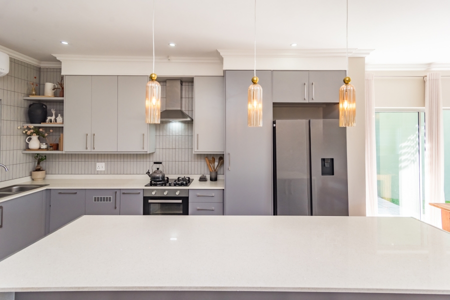 3 Bedroom Property for Sale in Helderkruin Gauteng