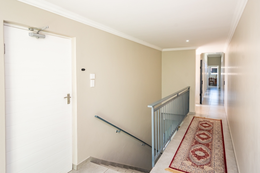 3 Bedroom Property for Sale in Helderkruin Gauteng