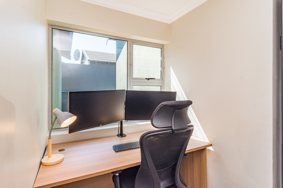 3 Bedroom Property for Sale in Helderkruin Gauteng