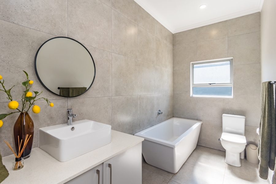 3 Bedroom Property for Sale in Helderkruin Gauteng