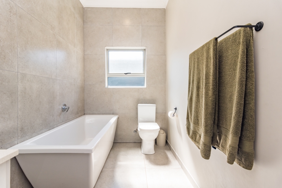 3 Bedroom Property for Sale in Helderkruin Gauteng