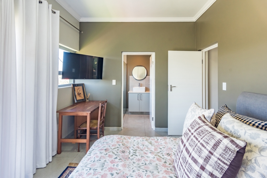 3 Bedroom Property for Sale in Helderkruin Gauteng