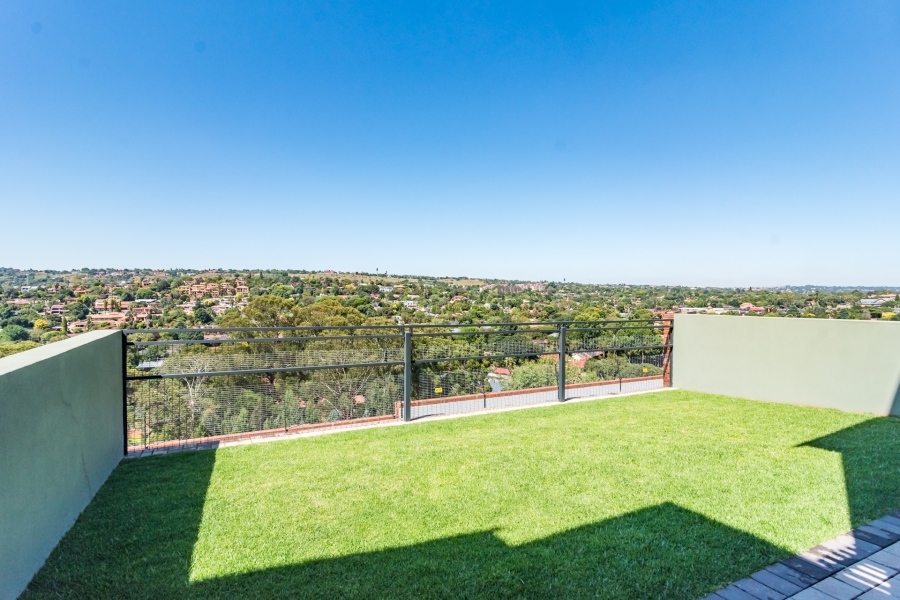 3 Bedroom Property for Sale in Helderkruin Gauteng