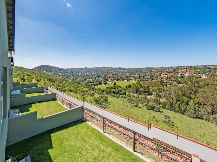 3 Bedroom Property for Sale in Helderkruin Gauteng