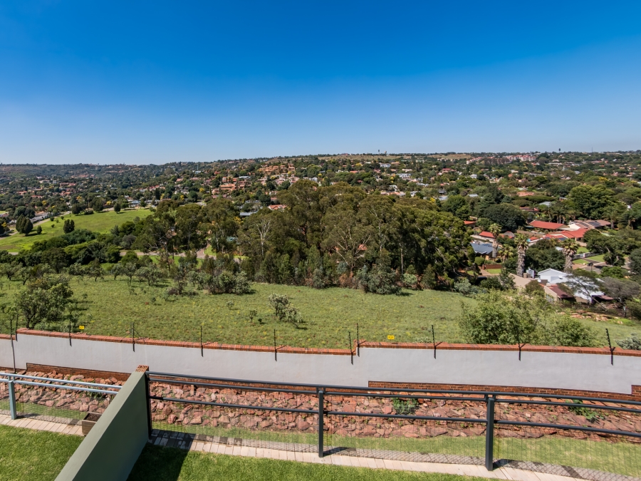 3 Bedroom Property for Sale in Helderkruin Gauteng