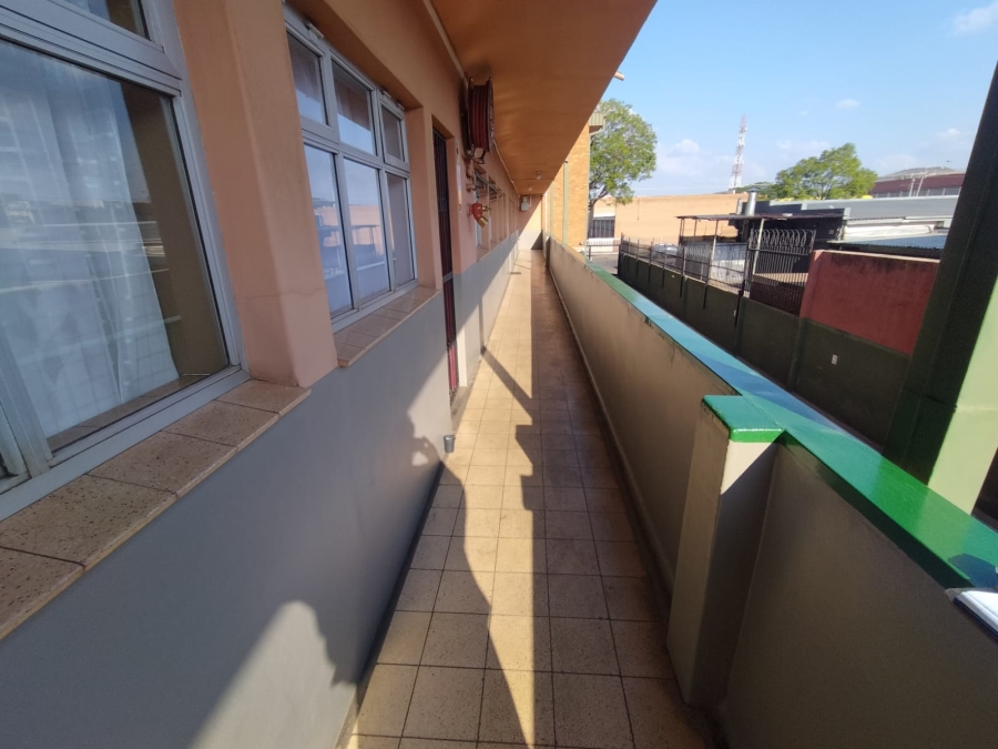 1 Bedroom Property for Sale in Pretoria North Gauteng