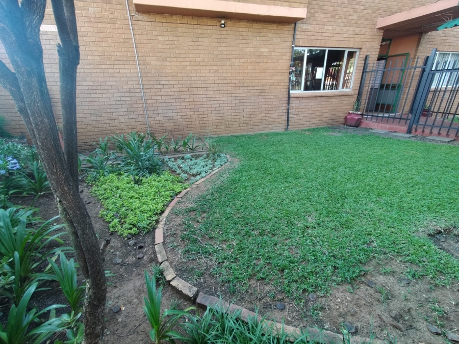 1 Bedroom Property for Sale in Pretoria North Gauteng