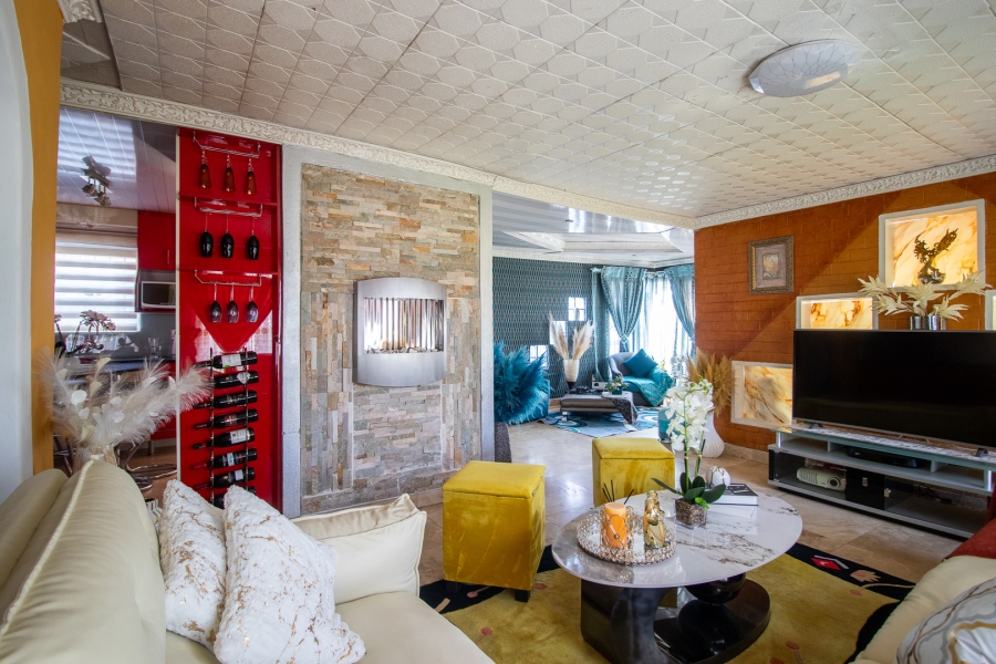 4 Bedroom Property for Sale in Alveda Park Gauteng