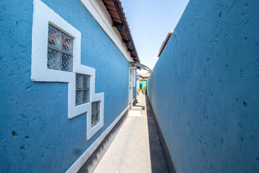 4 Bedroom Property for Sale in Alveda Park Gauteng