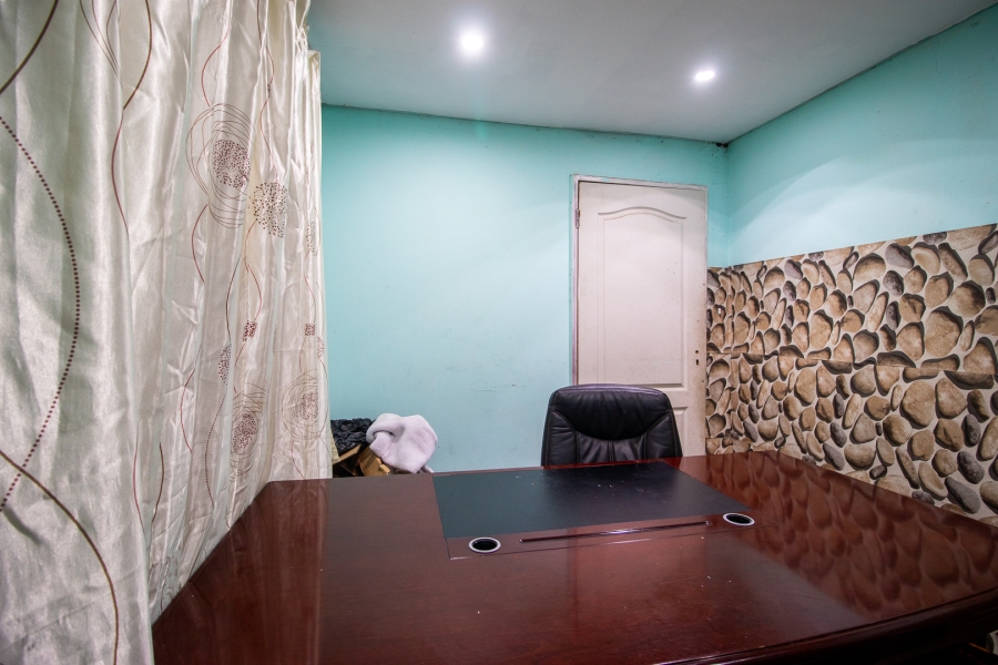 7 Bedroom Property for Sale in Rosettenville Gauteng